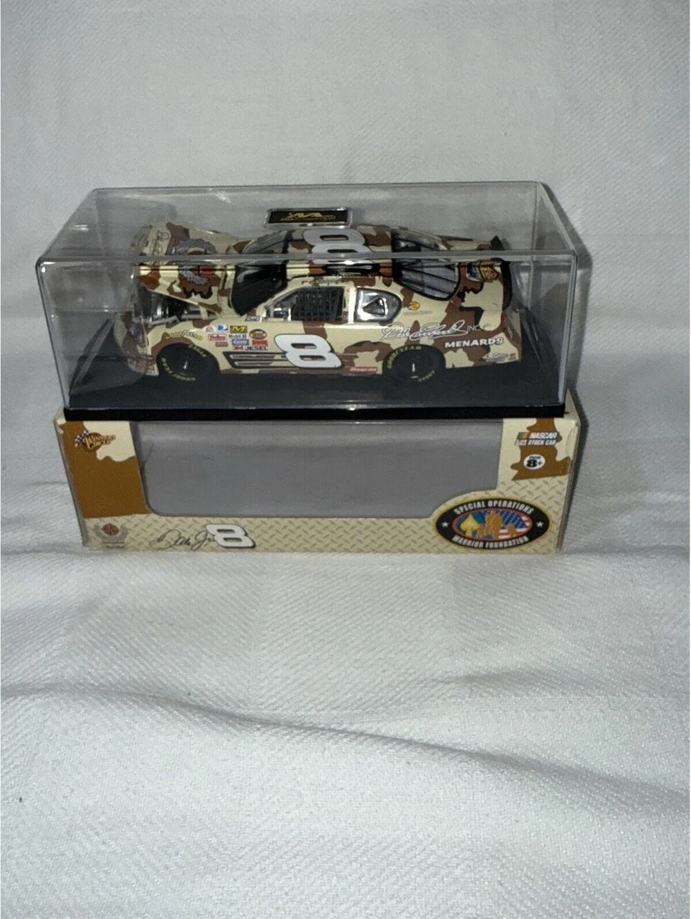 🔥 1:24 Dale Earnhardt Jr Warrior Foundation  2008 Open Hood Display Case 🔥